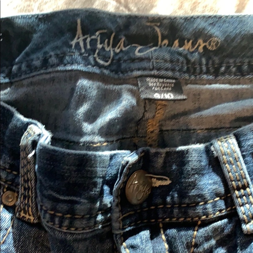 Pants - Picture 2 of 3